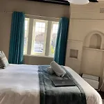 惠特比车站宾馆 3*