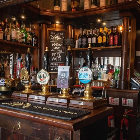 The Station 3* 휫비