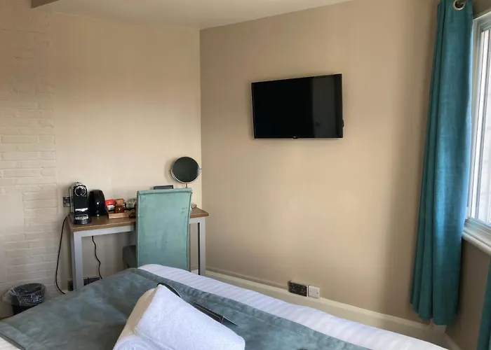 The Station 3* 휫비