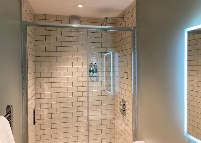 The Station 3* 휫비