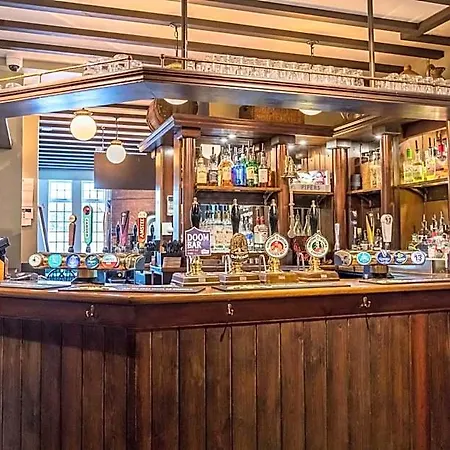 The Station 3* 휫비